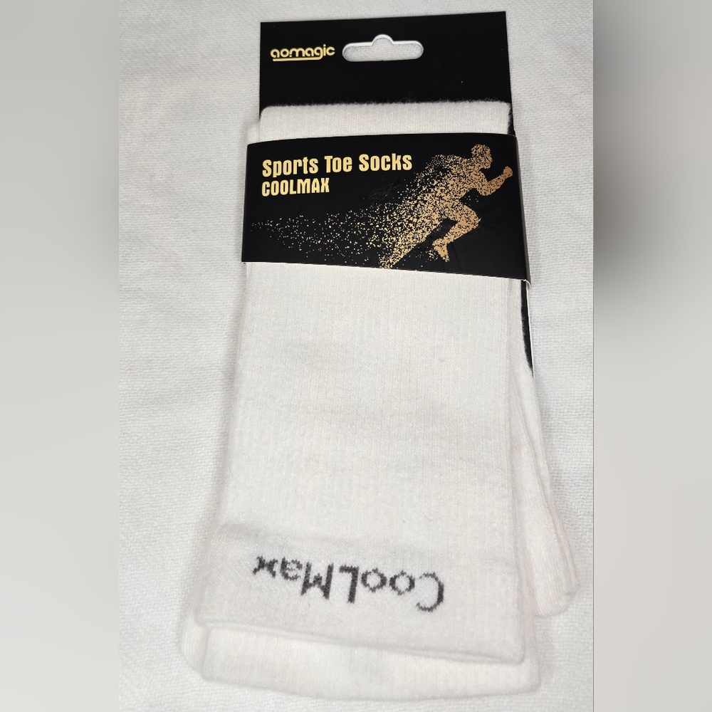 AoMagic‎ Sports Toe Socks Coolmax Size Medium. New in Pack, 1 Pair, White